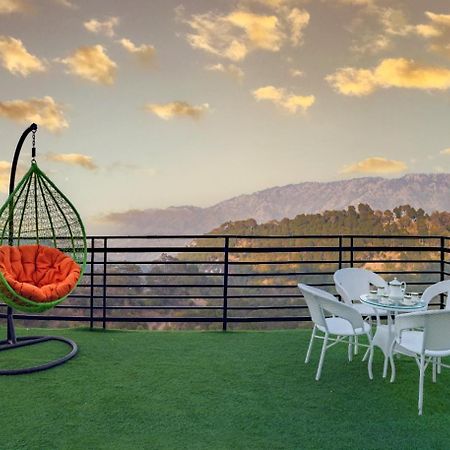 Mystic Kasauli I Pvt Balcony I Peacefull Area I Serviced Apt I By Exotic Stays Экстерьер фото