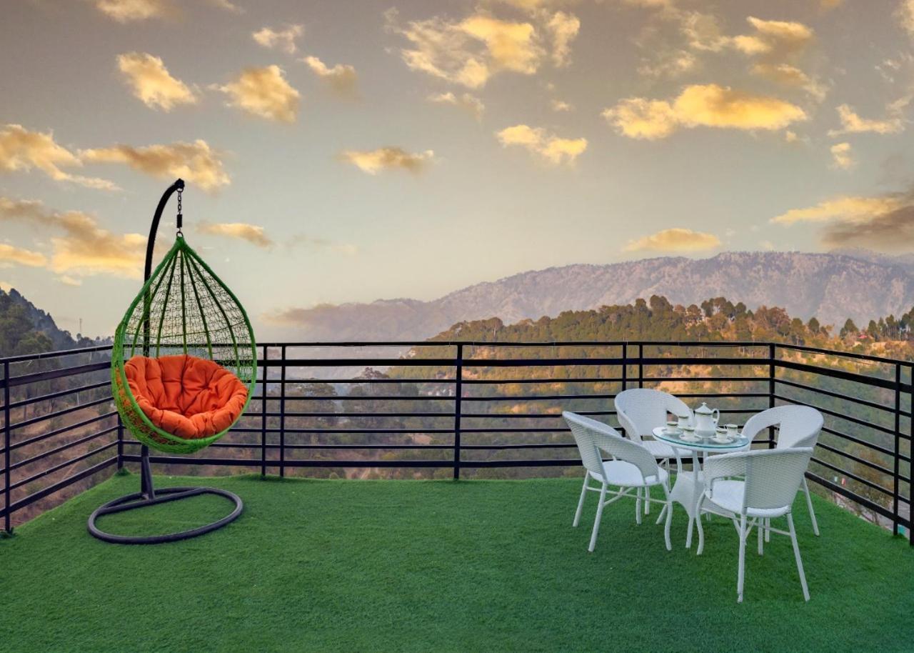 Mystic Kasauli I Pvt Balcony I Peacefull Area I Serviced Apt I By Exotic Stays Экстерьер фото